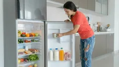 Ställ ett glas med detta ämne på hyllan – så kommer det alltid att dofta fräscht och gott i kylskåpet.