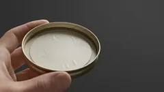 Få vet vad plastskivan i burklocket är till för