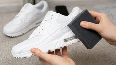 Så får du vita sneakers att se nya ut igen – enkel steg för steg-rutin hemma