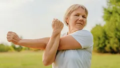 Hur man håller benen starka efter 40 års ålder: vetenskapligt bevisade metoder.
