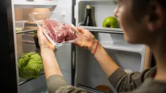 Strömavbrott och kylskåp: hur länge håller sig maten säker utan el?